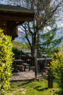 Terrasse d'un chalet en été